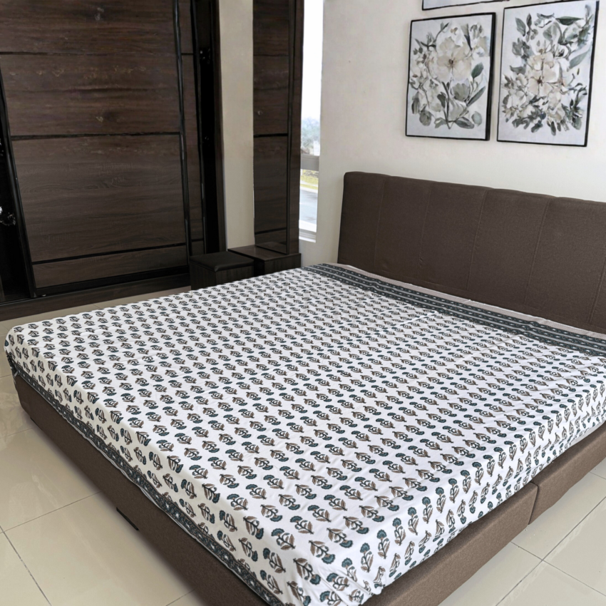 Bedsheet (1 bedsheet + 2 pillow cases) KING Size 003