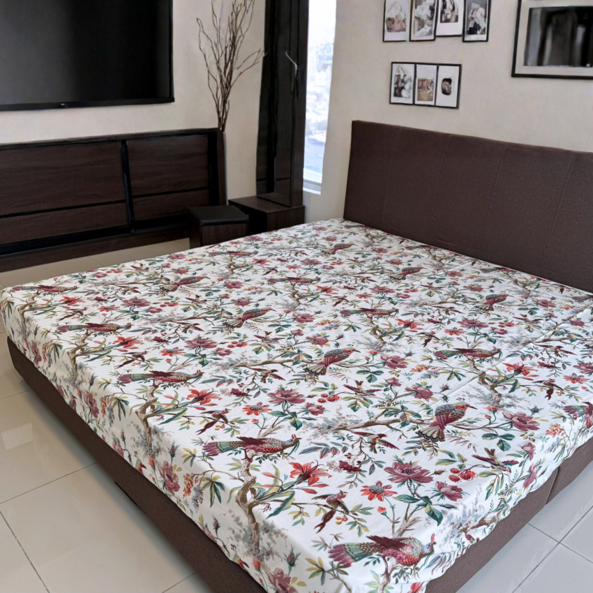 Bedsheet (1 bedsheet + 2 pillow cases) 020